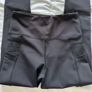 Zyia Black Pocket Light n Tight Hi-Rise 7/8 24" (2)